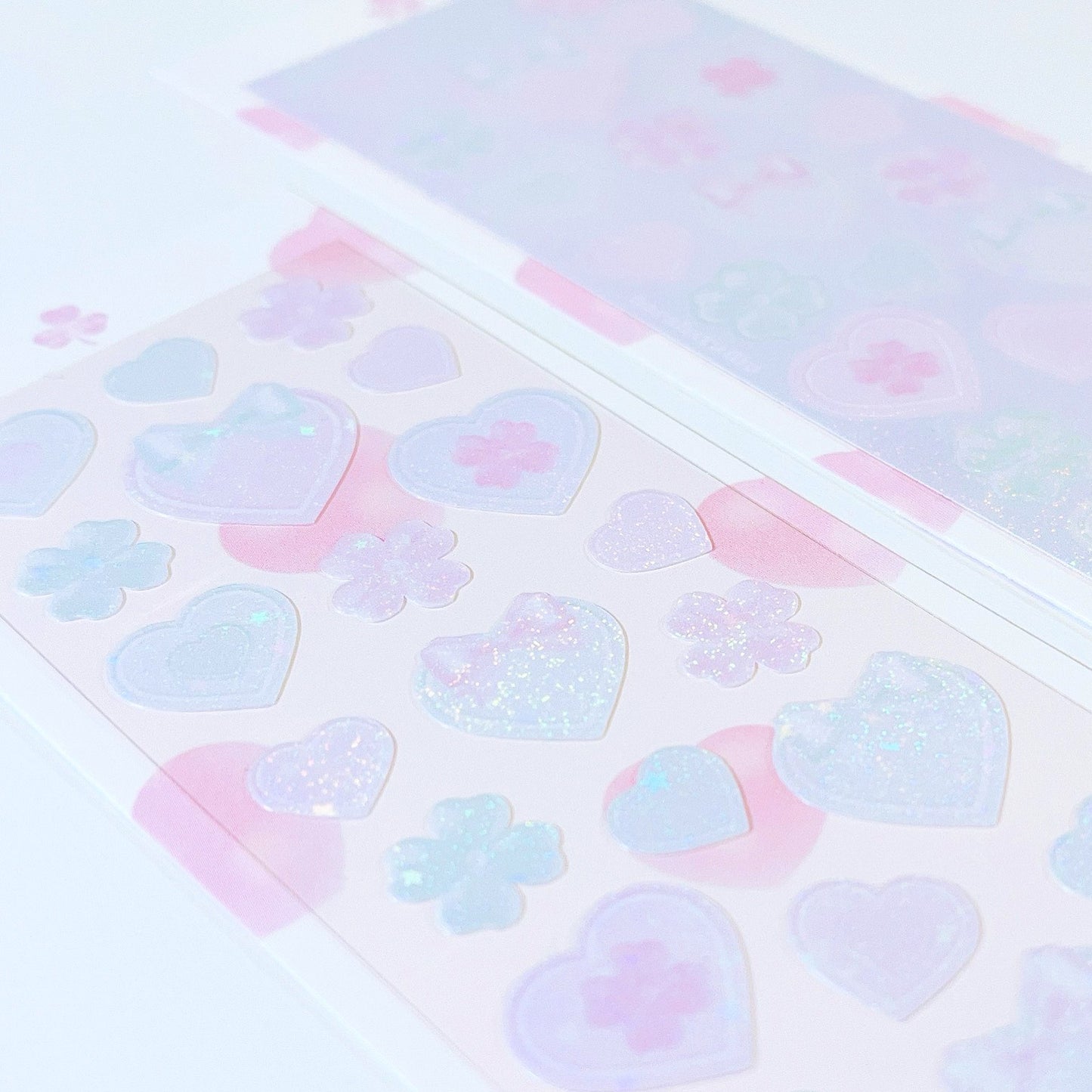 borahstudio Clover Hearts