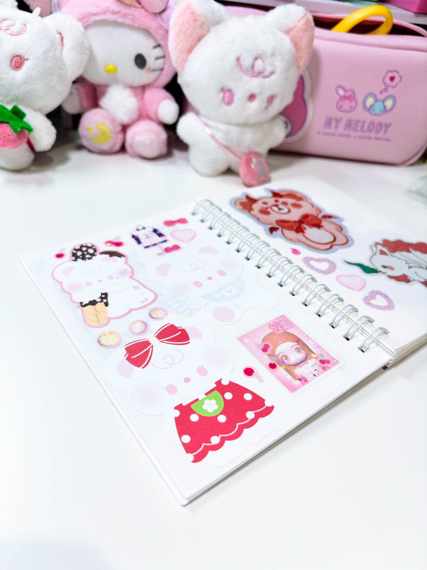 [borahstudio] Pudding Honey Reusable Sticker Book