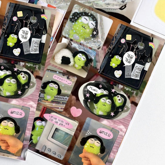 [Pink Rue] Frog Square Sticker Sheet