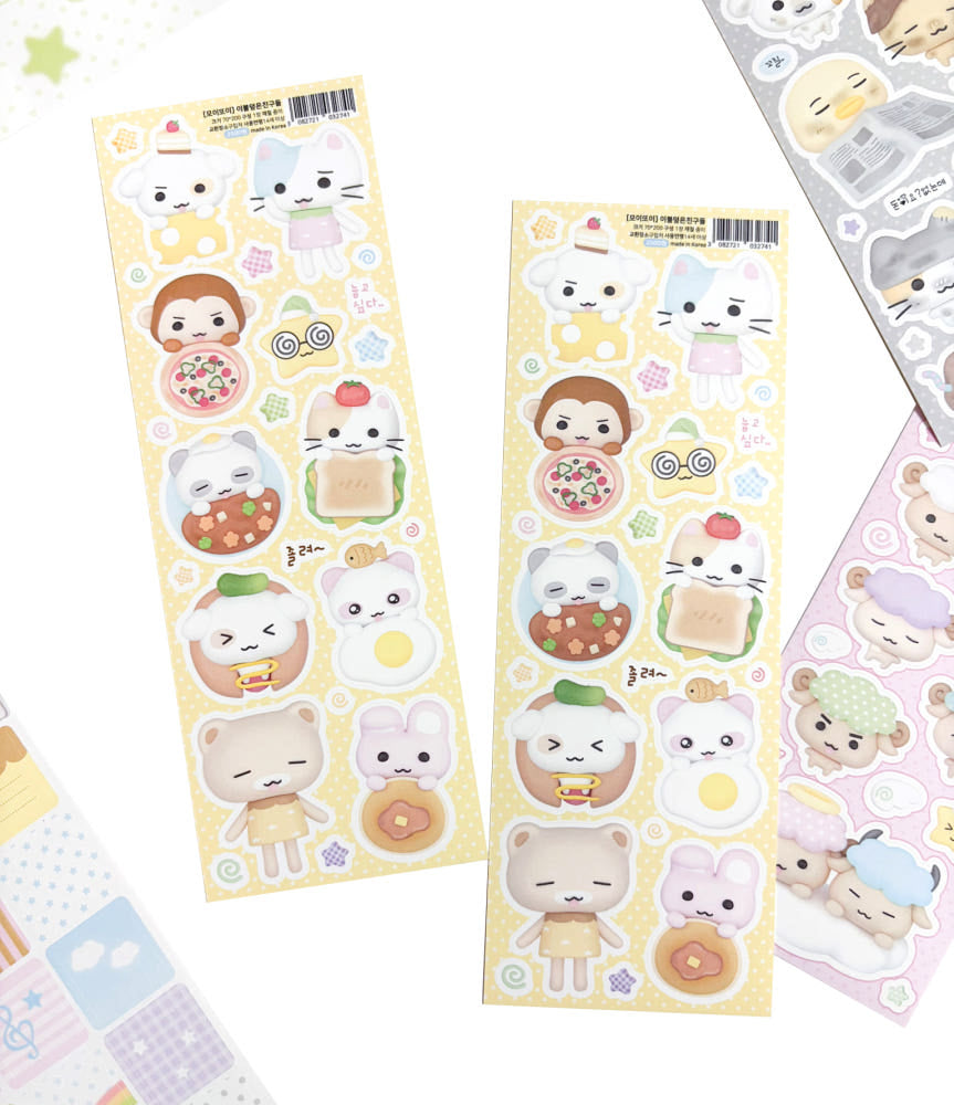 [Moii Ttoi] Friends Wrapped in Blankets Sticker Sheet