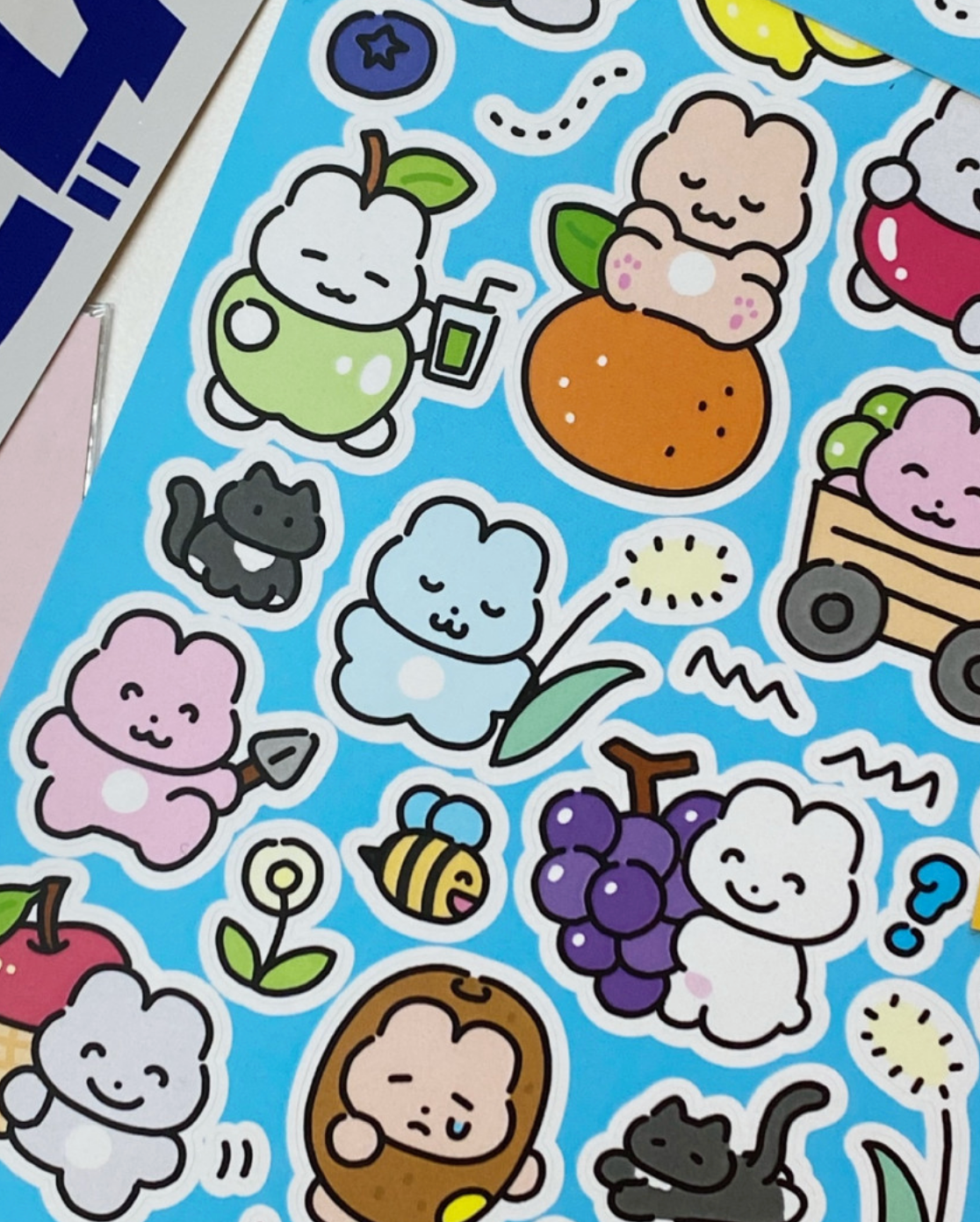 [Heeheeclub] Teddy Bear with Fruit Sticker Sheet